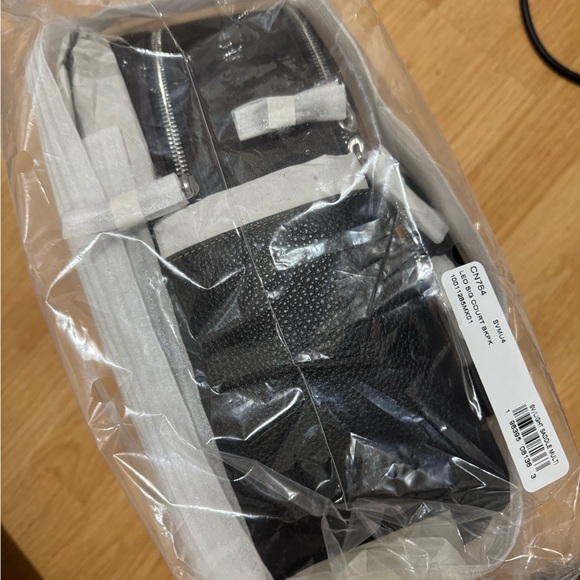 🥰Court Backpack With Signature Canvas And Leopard Print - Picture 12 of 12